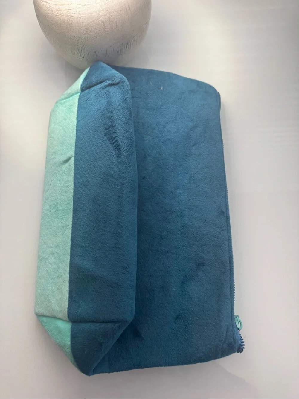 Juicy Couture Teal Mint Blue Velour Velvet Cosmetic Bag Soft Rhinestone